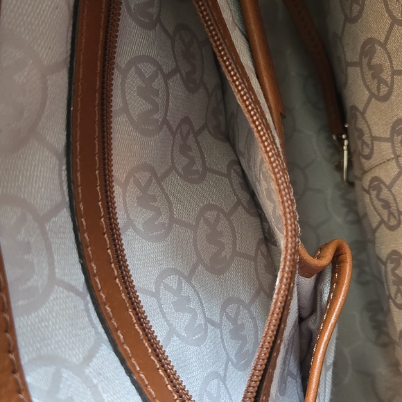 Michael Kors Hamilton Satchel - Picture 8 of 12